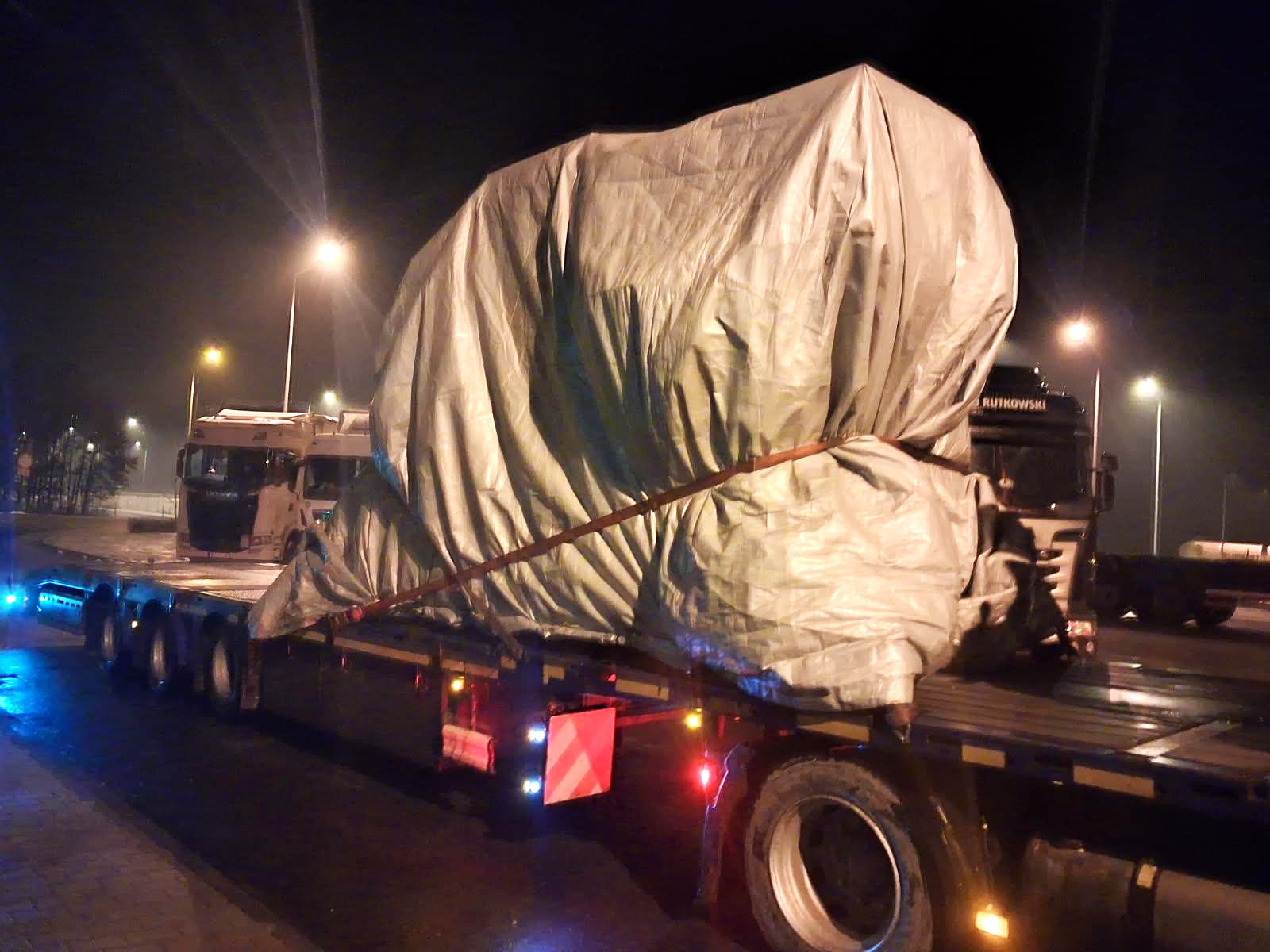 CF&S ensuring safe night-time transport of heavy cargo on the Poland–Sweden route
